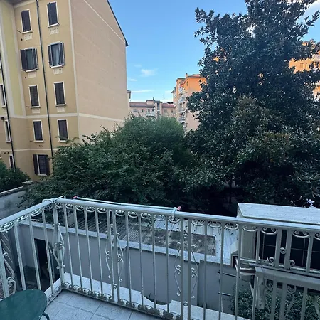 Duomo-loreto Apartment